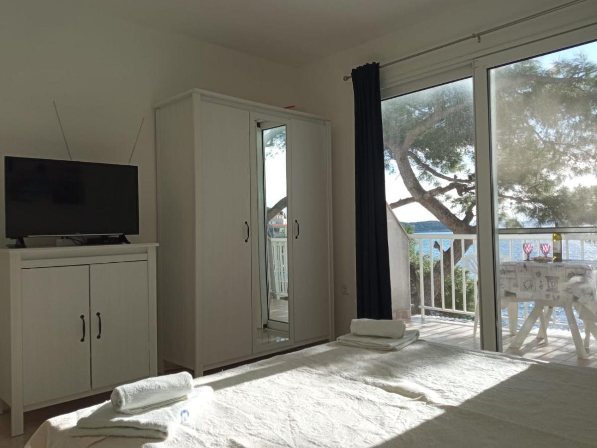 Ratak House Apartment ปริซบา ภายนอก รูปภาพ